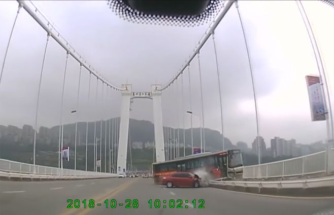accidente-omnibus-china.jpg