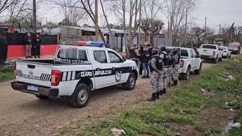 fueron condenados los tres involucrados en el asesinato de una mujer a golpes con un machete