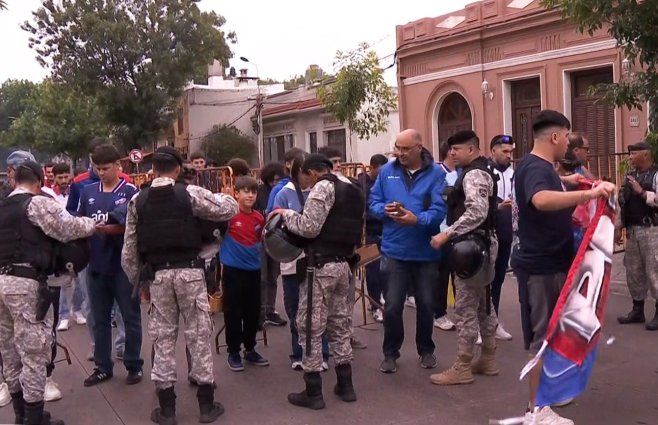 Foto: Subrayado. Control de acceso al Gran Parque Central.
