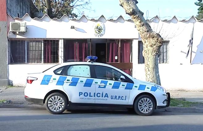 Policia-Las-Piedras.jpg