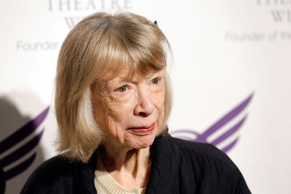 A los 87 años murió Joan Didion, una celebrity de las letras y el periodismo