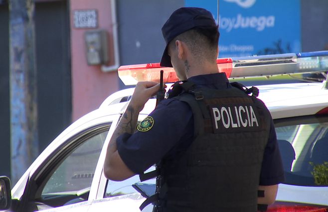 policia-efectivo-generico-patrullero