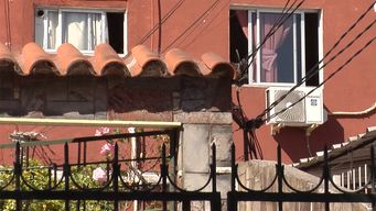 esta estable la mujer apunalada por su pareja; el hombre se prendio fuego