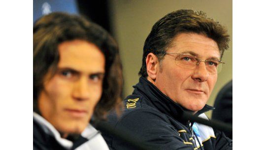 El Nápoles de Cavani buscará hacer historia en Stamford Bridge
