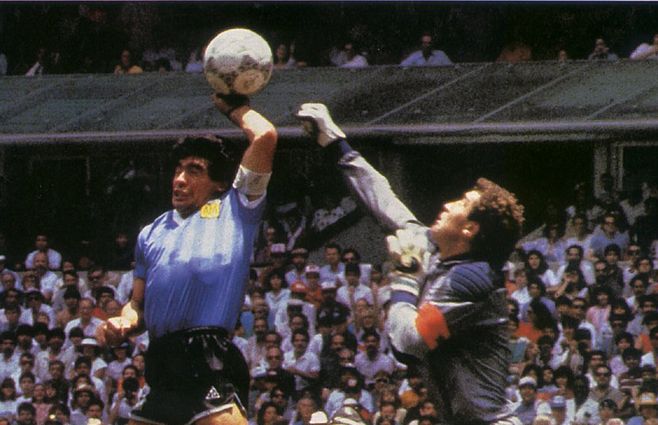 La mano de Dios de Maradona en 1986