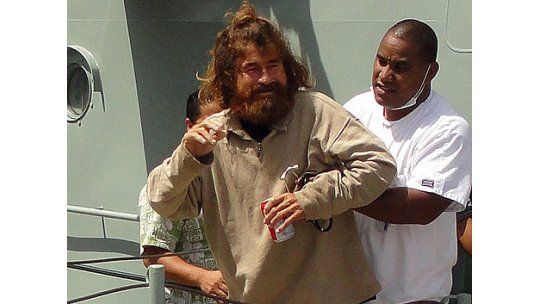 Relato del náufrago genera cada vez más dudas entre los médicos