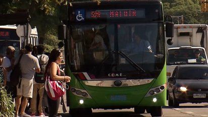 tres lineas de omnibus dejan de ingresar a terminal colon