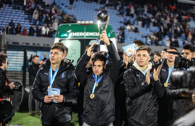 La Selección Uruguaya Sub 20 Tuvo Su Homenaje Este Miércoles En El Estadio Centenario 