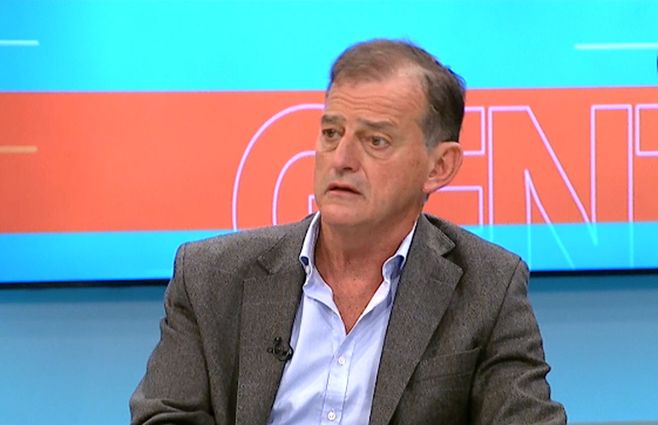 Manini-Ríos-arriba-gente-octubre-2025