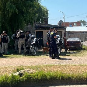 Un hombre de 25 años está grave tras ser baleado en las piernas en un ataque a tiros en Piedras Blancas Un hombre de 25 años está grave tras ser baleado en las piernas en un ataque a tiros en Piedras Blancas