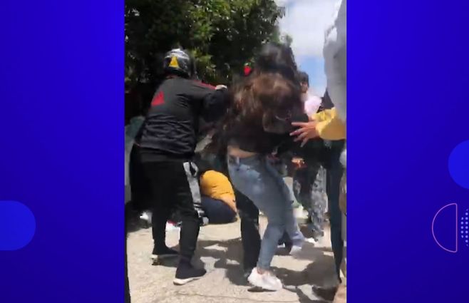 pelea-agresión-escuela-123