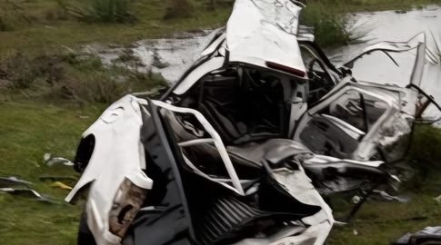 Choque entre una camioneta y un camión causó cuatro muertos en ruta 8; el tránsito está cortado