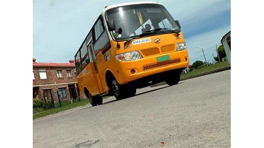 Transporte escolar: todas las unidades con cinturón de 3 puntas