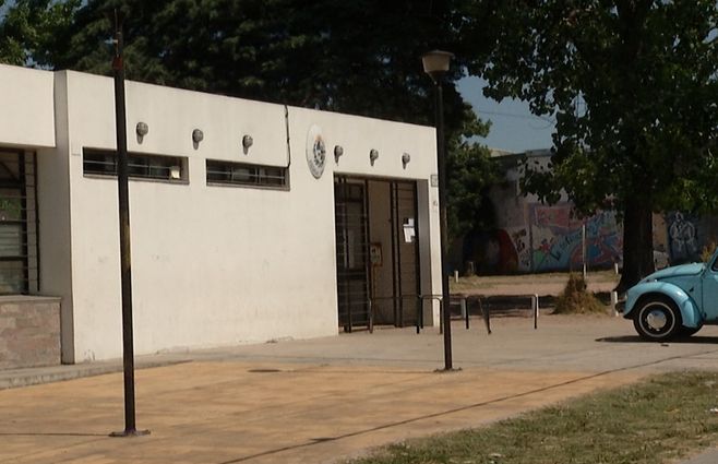 Escuela-Punta-de-Rieles.jpg