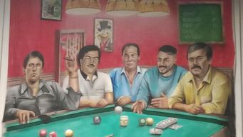 mascaras para cambiar su apariencia y un cuadro con pablo escobar, entre los objetos incautados a sebastian marset