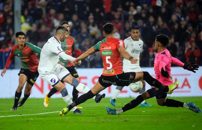 Nacional Boston river dante fernández foco uy tanda 2 (4).jpeg