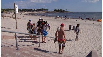 domingo caluroso, con maximas de 31º, nublado hacia la tarde