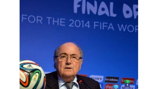 FIFA no se da por enterada de la renuncia de Bauzá y compañía