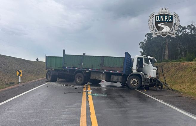 caminera-camion-choque-ruta-14