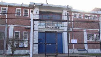 un hombre que estaba recluido por drogas fue imputado por abuso sexual contra las hijas de su expareja