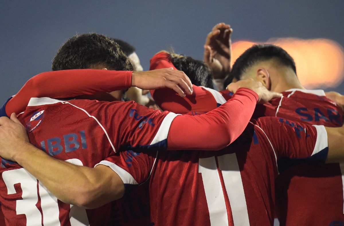 Nacional lo dio vuelta y derrotó 2-1 a Montevideo City Torque por la primera fecha del Torneo Intermedio