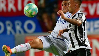 nacional sigue sin poder ganar: empato 2-2 ante wanderers