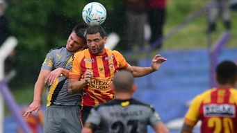 penarol empato con progreso sin goles en el parque capurro