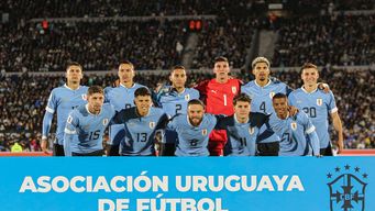 con goles de darwin nunez y nico de la cruz, uruguay vencio a brasil en el estadio centenario