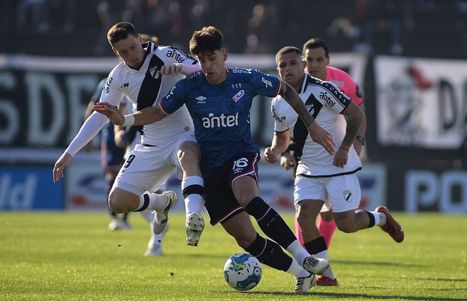 Nacional - Danubio por el Intermedio. Foto: FocoUy