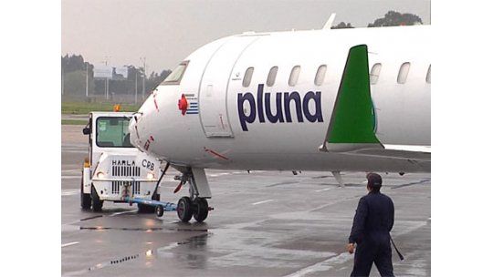 Comienza negociación Buquebus-Gobierno: ¿qué quiere cada uno?