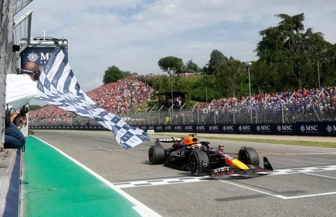 Foto: AFP. Max Verstappen fue el ganador del Gran Premio, que se disputó este domingo.