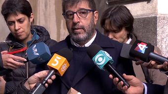 el fa denuncio a delgado de violar la ley electoral; el precandidato respondio