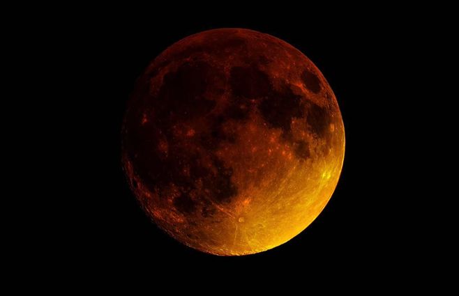 eclipse-luna-roja-de-cerca.jpg