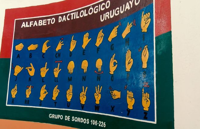LENGUAJE-DE-SEÑAS--.jpg