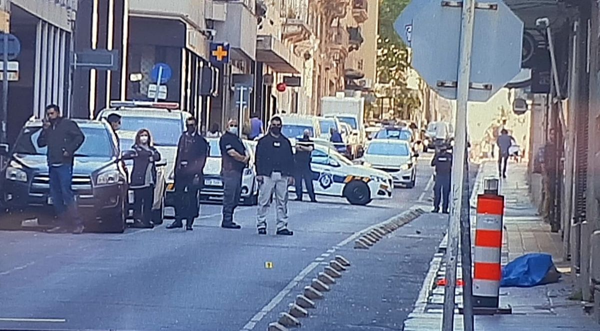 Mujer murió en medio de un tiroteo en Ciudad Vieja: hay un detenido