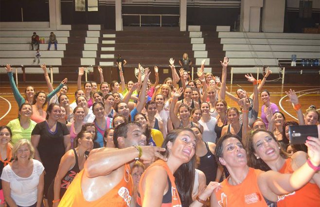 zumba-a-beneficio-del-pereira-rossell.jpg