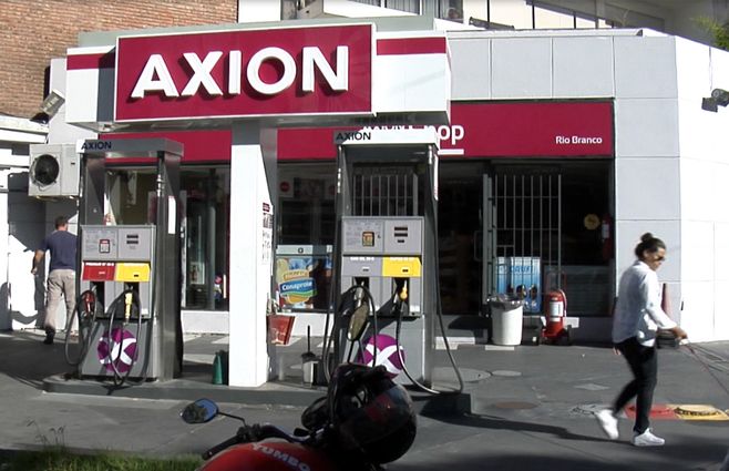estacion-de-servicio-axion-libertad-y-socca.jpg