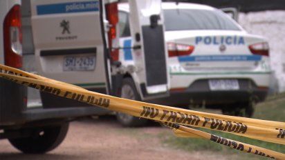 femicidio y suicidio: el crimen ocurrio mientras los hijos de 4 y 6 anos dormian