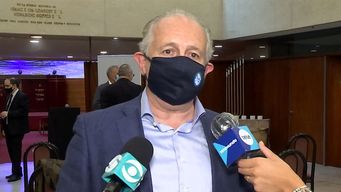 ministro de educacion pablo da silveira, dio positivo a covid-19