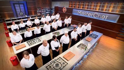 estos son los 17 participantes de masterchef profesionales
