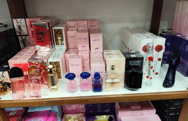 perfumes-1.jpg