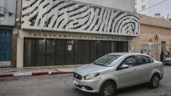 Foto: FocoUy. Fachada de la Huella de Seregni, en Montevideo.