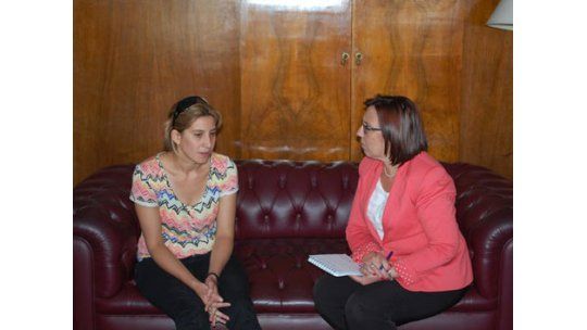 Aduanas entregará el jueves lentes a niñas albinas de San José