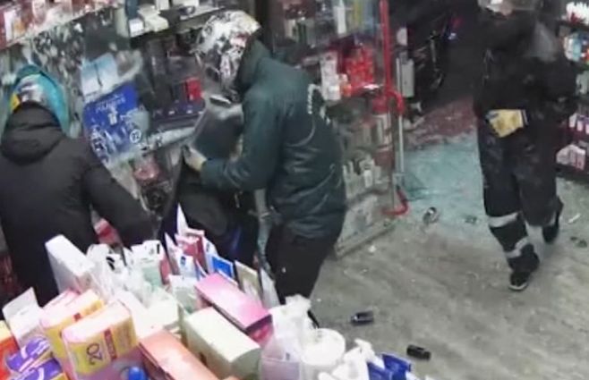 robo-farmacia-centro-piraña