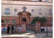 Liceos optan por volver al uniforme como medida de seguridad