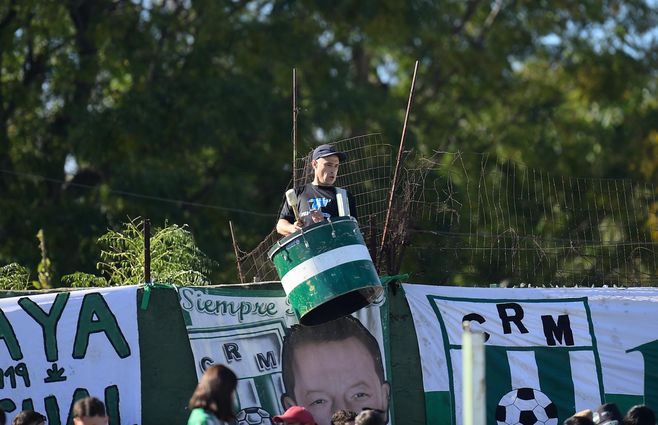festejos racing apertura 2026 foco uy (1)