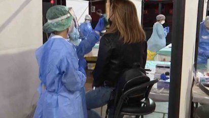 covid en uruguay: 3.471 nuevos casos y 51 fallecidos este sabado