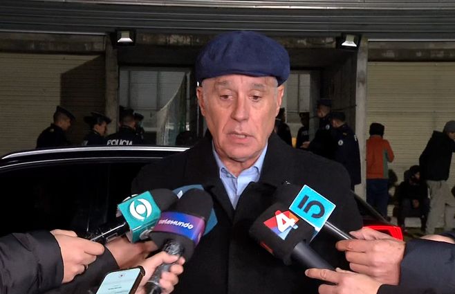 carlos-negro-ministro.jpg