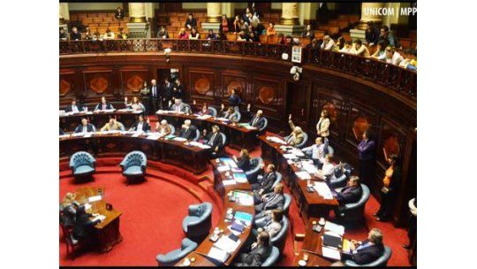 Parlamento aprobó despenalización del aborto