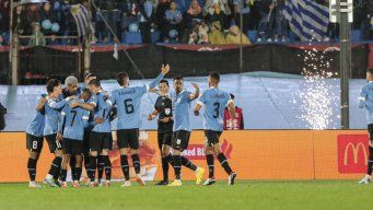 Cuatro uruguayos en el 11 ideal de la Conmebol. Festejo de Uruguay. Foto: FocoUy.